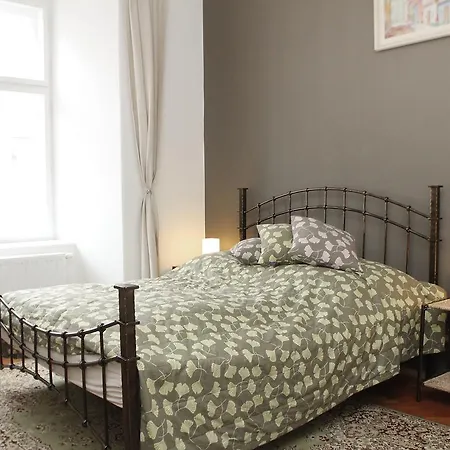 One-bedroom Loretanska 펜션 *